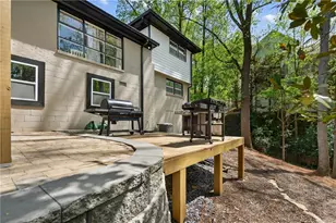 5500 Sherrell Dr, Atlanta, GA 30342 - Photo 41