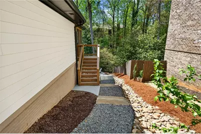 5500 Sherrell Drive, Atlanta, GA 30342 - Photo 43