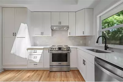 110 Bonnie Lane NE, Sandy Springs, GA 30328 - Photo 3