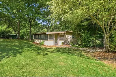 114 Oakcrest Circle, Canton, GA 30115 - Photo 3