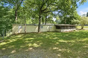 114 Oakcrest Cir, Canton, GA 30115 - Photo 15
