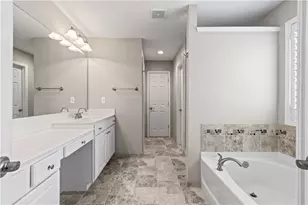 1785 Dawn Valley Tr, Cumming, GA 30040 - Photo 37