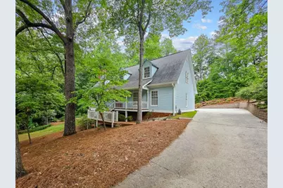 4013 Benell Court SE, Smyrna, GA 30082 - Photo 5