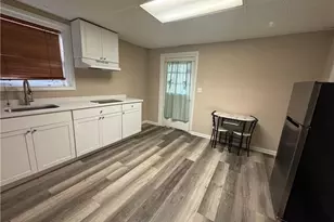 5971 Robin Hood Ln, Norcross, GA 30093 - Photo 9