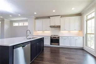 7826 Laurel Crest Dr, Suwanee, GA 30024 - Photo 3