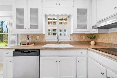 155 King David Drive SW, Lilburn, GA 30047 - Photo 15