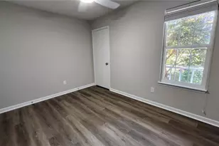 7847 Sugarland Dr, Jonesboro, GA 30236 - Photo 11