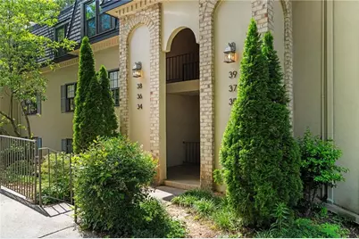 34 Chaumont Square NW, Atlanta, GA 30327 - Photo 1