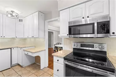 34 Chaumont Square NW, Atlanta, GA 30327 - Photo 11