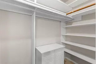 34 Chaumont Square NW, Atlanta, GA 30327 - Photo 23
