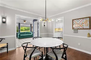 34 Chaumont Square NW, Atlanta, GA 30327 - Photo 9