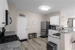 7404 Blue Jay Way, Union City, GA 30291 - Photo 13