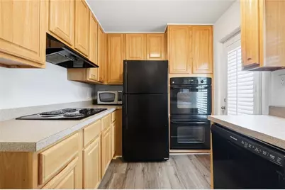 3510 Roswell Road NW #L-4, Atlanta, GA 30305 - Photo 11