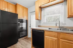 3510 Roswell Rd NW, Atlanta, GA 30305 - Photo 13