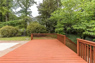 6095 River Shore Parkway NW, Sandy Springs, GA 30328 - Photo 47