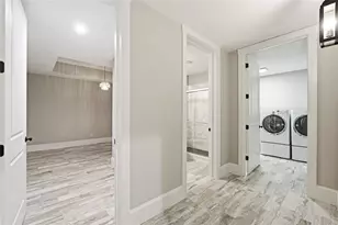 625 W Northway Ln, Sandy Springs, GA 30342 - Photo 75
