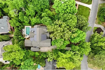 625 W Northway Lane, Atlanta, GA 30342 - Photo 99