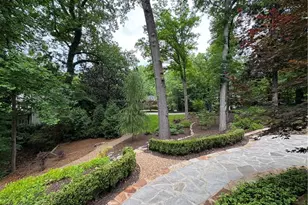 625 W Northway Ln, Sandy Springs, GA 30342 - Photo 3