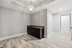 625 W Northway Ln, Sandy Springs, GA 30342 - Photo 77