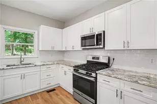 141 Hunting Creek Dr, Marietta, GA 30068 - Photo 3
