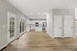 141 Hunting Creek Dr, Marietta, GA 30068 - Photo 9