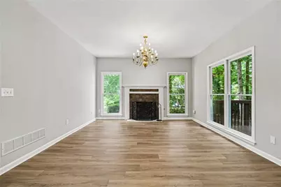 141 Hunting Creek Drive, Marietta, GA 30068 - Photo 11