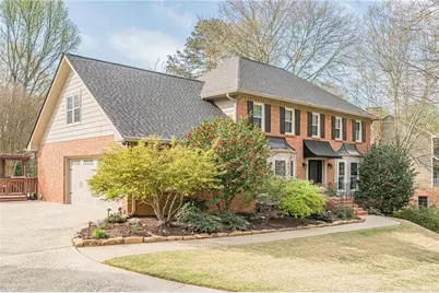 220 Saddle Lake Drive, Roswell, GA 30076 - Photo 7