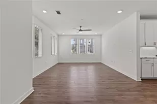 383 Grant Cir SE, Atlanta, GA 30315 - Photo 3