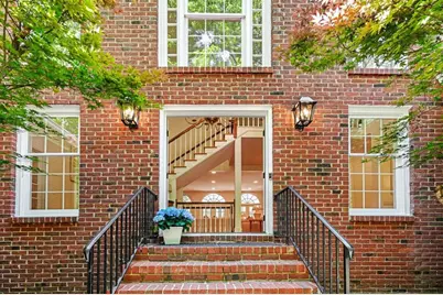 895 Waddington Court, Sandy Springs, GA 30350 - Photo 11