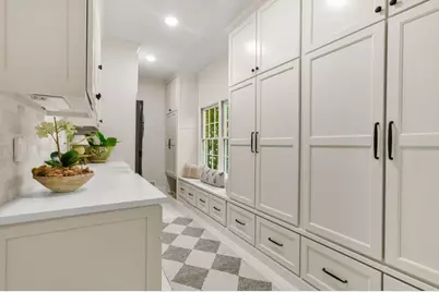895 Waddington Court, Sandy Springs, GA 30350 - Photo 37