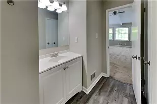 1627 Eric Cir, Lawrenceville, GA 30043 - Photo 7