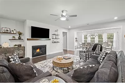 900 Ravenwood Way, Canton, GA 30115 - Photo 17