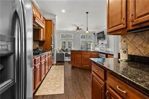 934 Telfair Close, Sandy Springs, GA 30350 - Photo 9