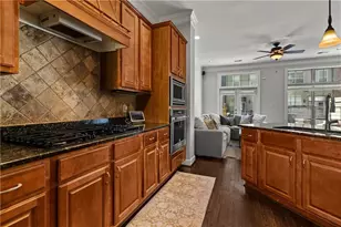 934 Telfair Close, Sandy Springs, GA 30350 - Photo 9