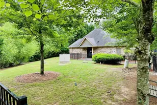 13364 Canary Ln, Alpharetta, GA 30004 - Photo 19