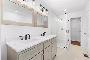 1689 Derry Ave SW, Atlanta, GA 30310 - Photo 17