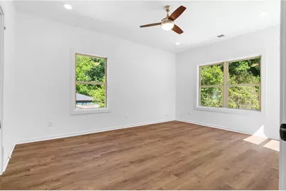 1689 Derry Avenue SW, Atlanta, GA 30310 - Photo 33