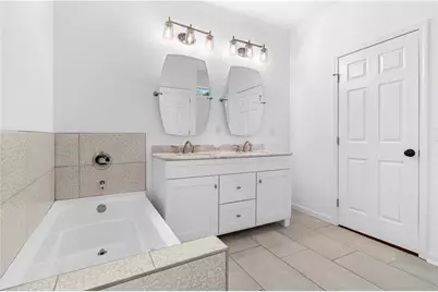 1689 Derry Avenue SW, Atlanta, GA 30310 - Photo 29