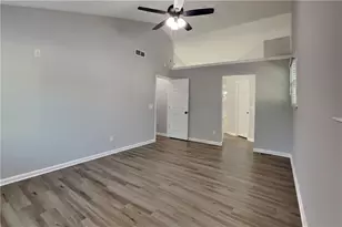 524 Meadowfield Ct, Lawrenceville, GA 30043 - Photo 9
