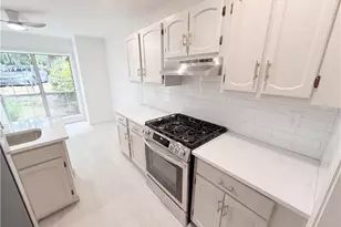 1128 Weatherstone Dr NE, Atlanta, GA 30324 - Photo 9