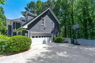 10985 Wilshire Chase Dr, Johns Creek, GA 30097 - Photo 51