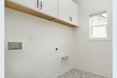 1895 Glasswing Court, Marietta, GA 30066 - Photo 17