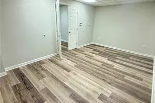 2055 Township Dr, Woodstock, GA 30189 - Photo 11