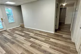 2055 Township Dr, Woodstock, GA 30189 - Photo 5