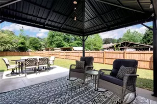 1424 Silvergate Way, Winder, GA 30680 - Photo 25