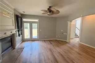 796 Lavender Ln, Union City, GA 30291 - Photo 9