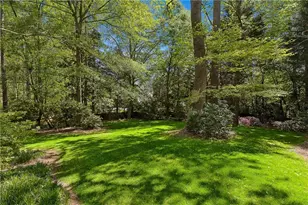 4775 Merlendale Ct, Atlanta, GA 30327 - Photo 9