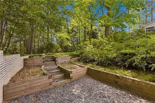 4775 Merlendale Ct, Atlanta, GA 30327 - Photo 11