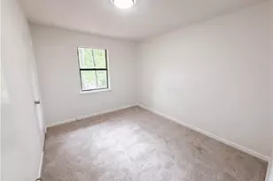 6369 Redan Square, Lithonia, GA 30058 - Photo 9