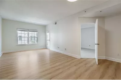 1075 Peachtree Walk NE #A301, Atlanta, GA 30309 - Photo 3